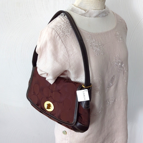 NWT Hobo COACH Chocolate ERGO Shoulder bag. - Picture 2 of 9